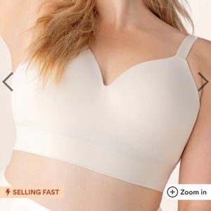 Supportive Comfort Wireless Shaping Bra.